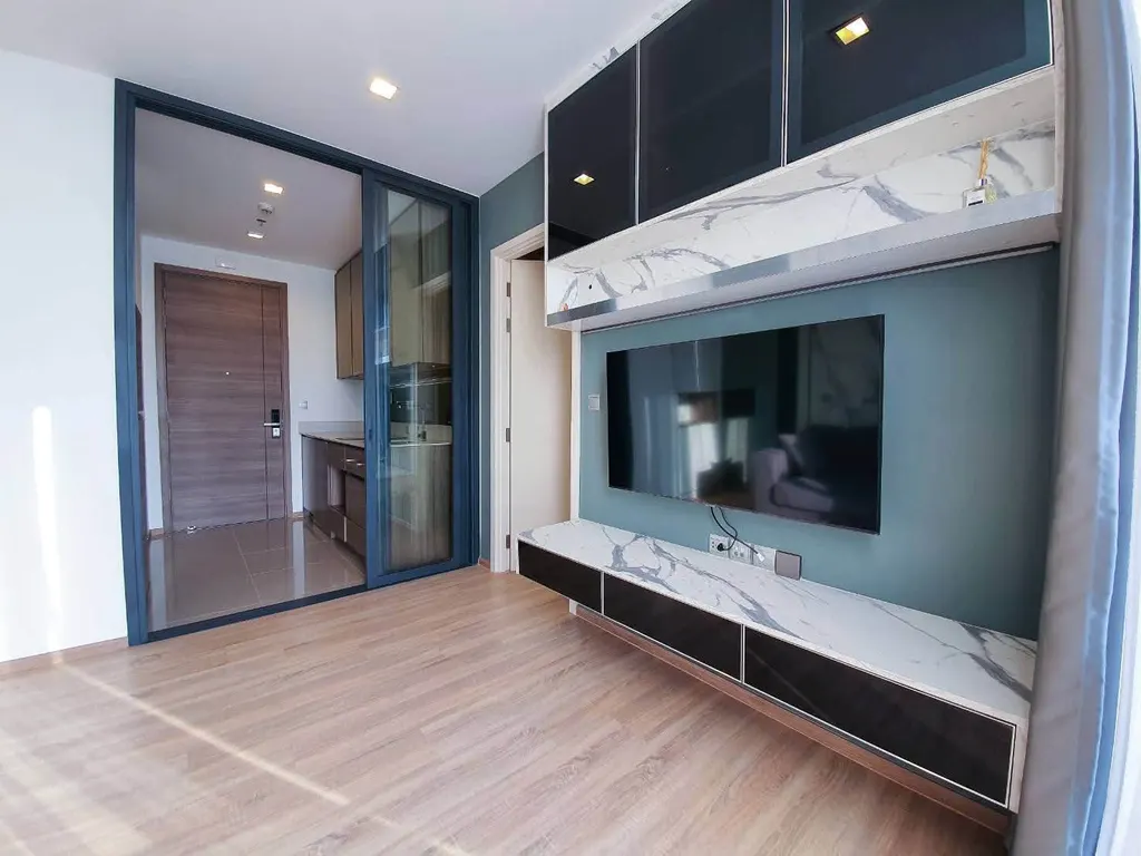 Photo 2 of listing DA-3371953: 1-bedroom condo (38 sq.m.) at The Line Phahon - Pradipat