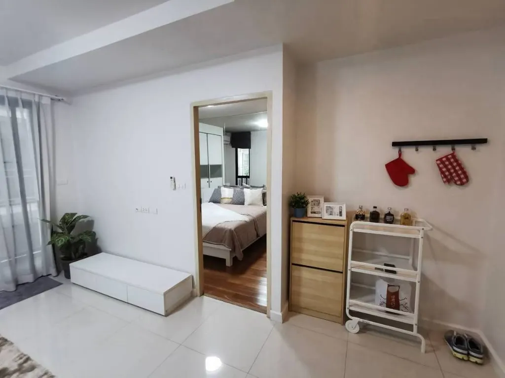 Photo 4 of listing DA-3371961: 1-bedroom condo (35 sq.m.) at Le Cote Sukhumvit 14