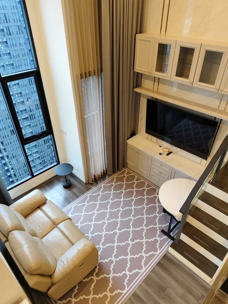 Photo 1 of listing DA-3371983: 1-bedroom condo (40 sq.m.) at KnightsBridge Space Rama 9