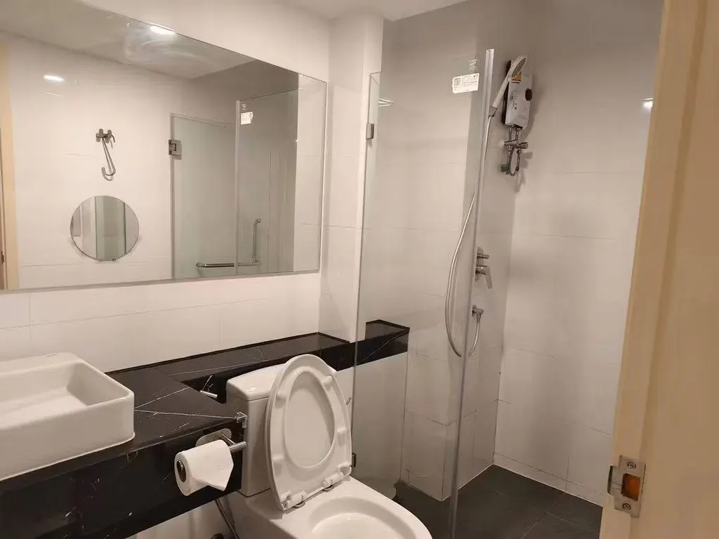 Photo 13 of listing DA-3371983: 1-bedroom condo (40 sq.m.) at KnightsBridge Space Rama 9