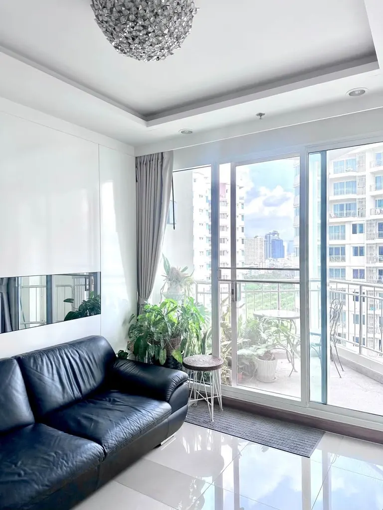 Photo 1 of listing DA-3372439: 2-bedroom condo (89 sq.m.) at Supalai Wellington