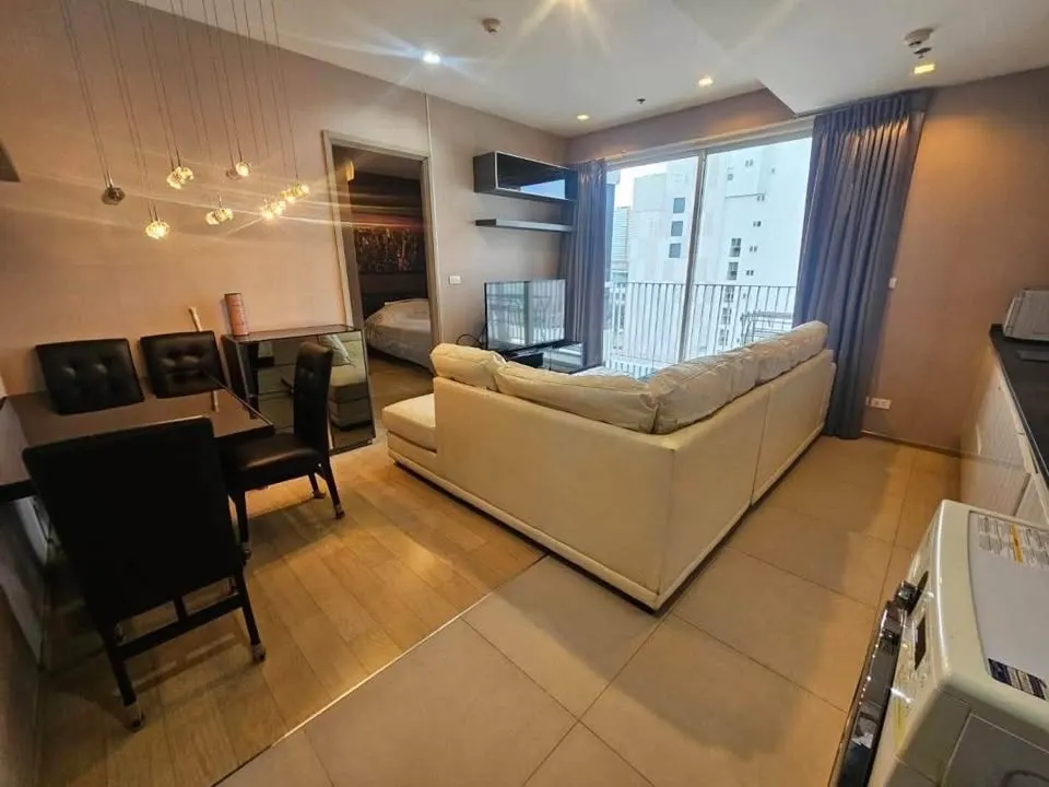 Photo 5 of listing DA-3372542: 1-bedroom condo (42 sq.m.) at HQ Thonglor