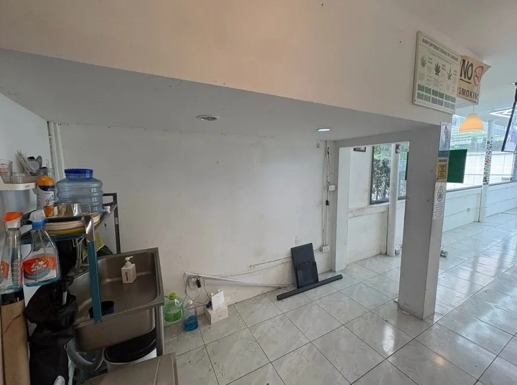 房源DA-3372807的照片4：Phrom Phong的商业建筑（店屋）（40平方米）
