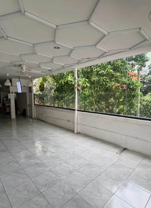 Photo 1 of listing DA-3372807: commercial building (shophouse) (40 sq.m.) in Phrom Phong