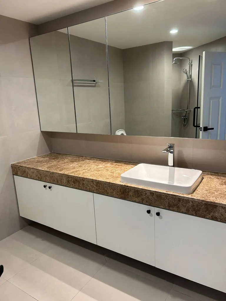 Photo 6 de l'annonce DA-3372844 : condo 3 chambres (325 m²) à Ruamsuk Condominium