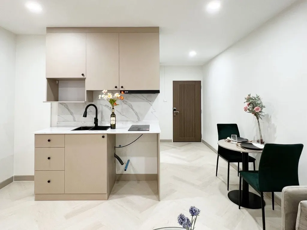 매물 DA-3373001의 사진 5: The Trio Garden Condominium의 2베드룸 콘도(55 sq.m.)