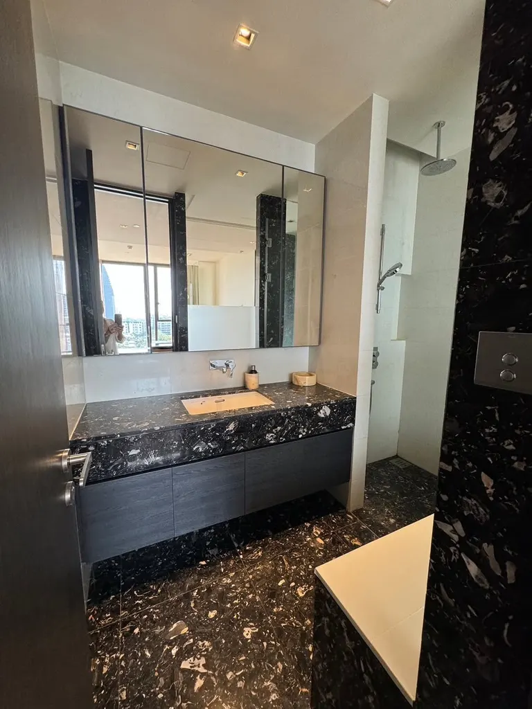 Photo 5 of listing DA-3373211: 1-bedroom condo (57.57 sq.m.) at Beatniq Sukhumvit 32