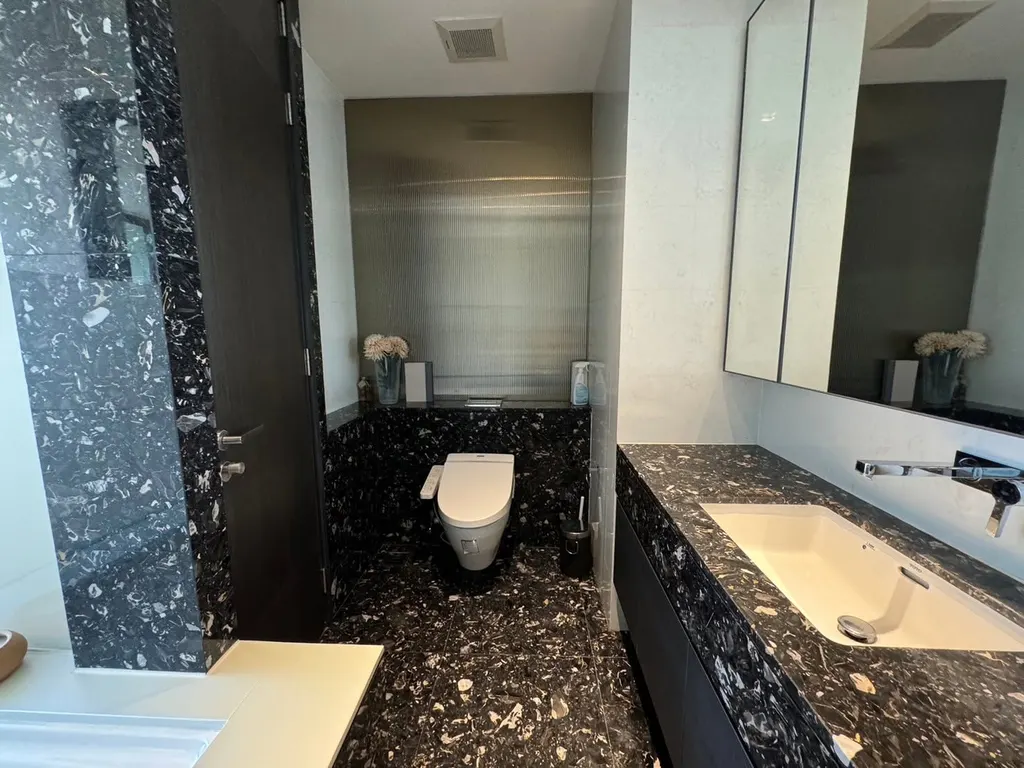 Photo 7 of listing DA-3373211: 1-bedroom condo (57.57 sq.m.) at Beatniq Sukhumvit 32