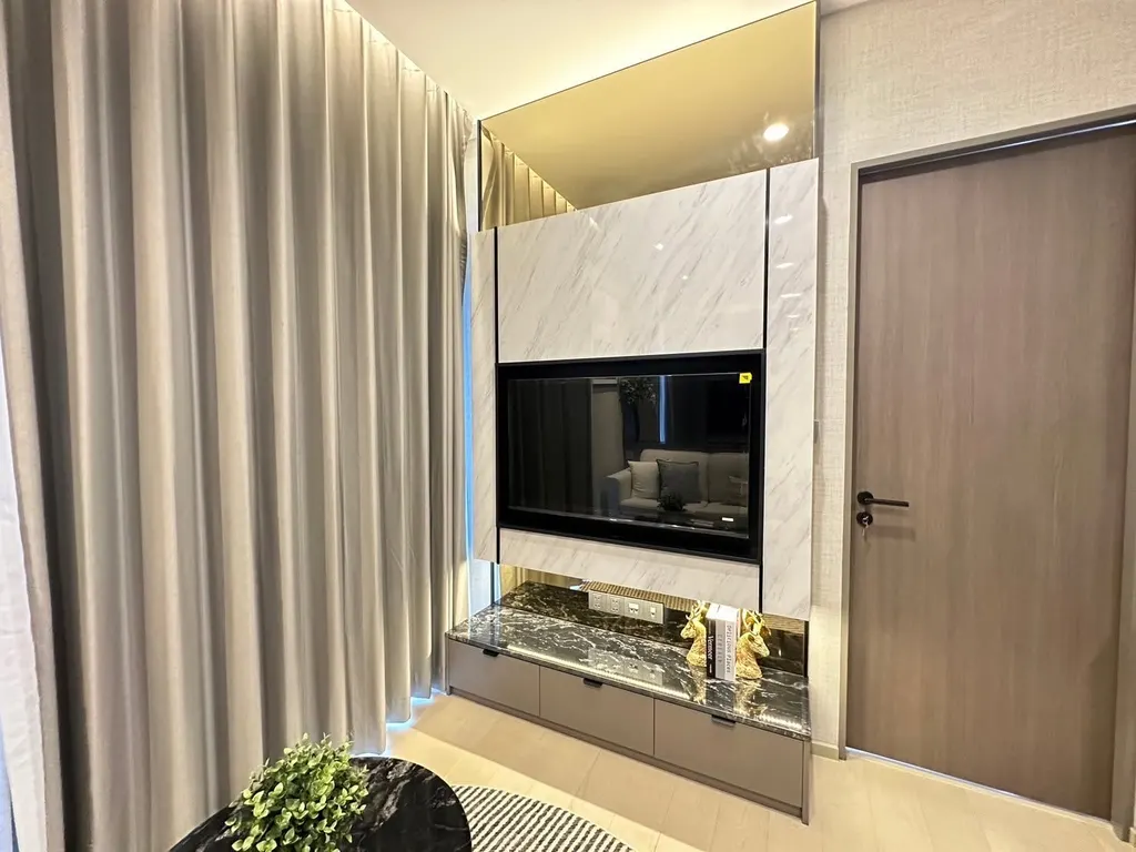 Photo 6 of listing DA-3373331: 1-bedroom condo (32 sq.m.) at The Extro Phayathai–Rangnam