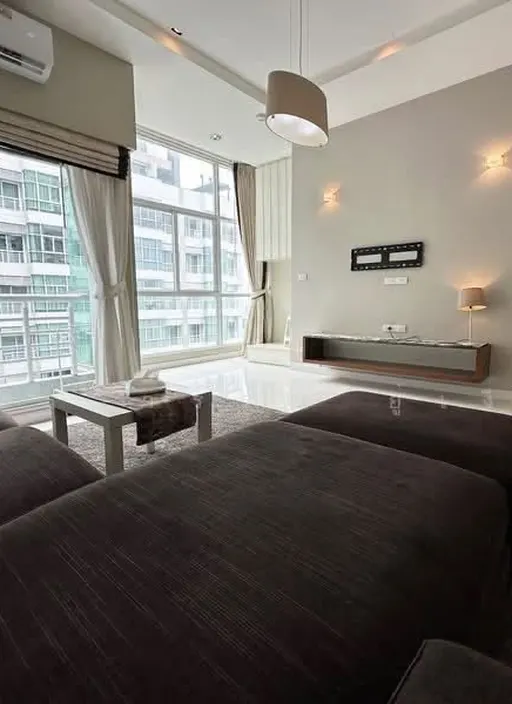 Photo 1 of listing DA-3373332: 2-bedroom condo (95 sq.m.) at The Fourwings Residence