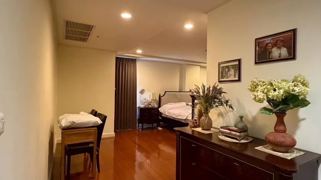 Photo 1 of listing DA-3373338: 3-bedroom condo (173 sq.m.) at La Vie En Rose Place Condominium