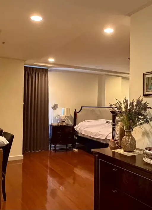 Photo 1 of listing DA-3373338: 3-bedroom condo (173 sq.m.) at La Vie En Rose Place Condominium