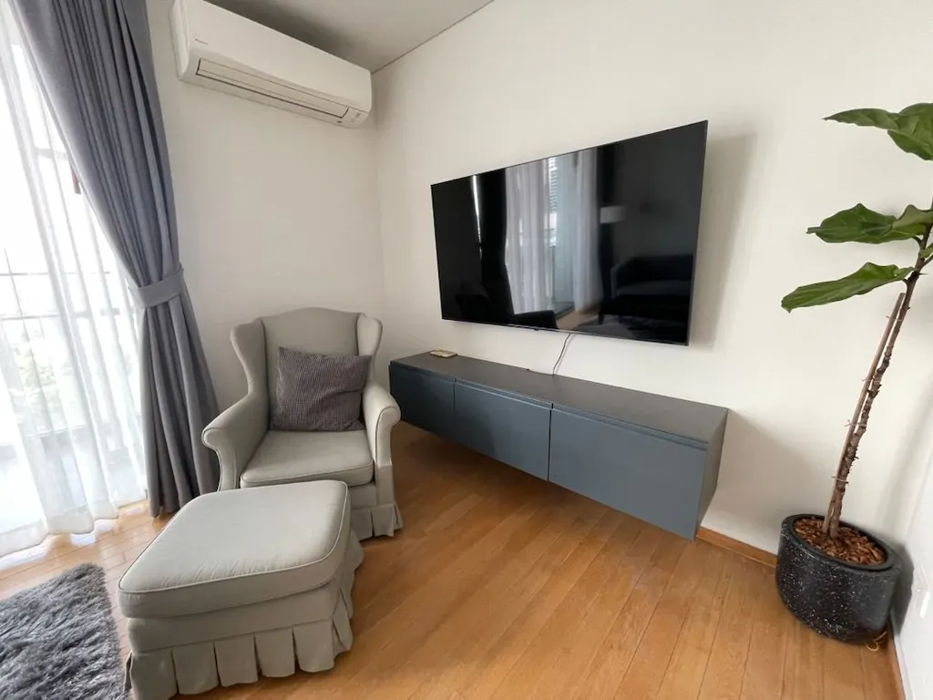 Photo 2 of listing DA-3373351: 1-bedroom condo (59 sq.m.) at Aequa Sukhumvit 49 Condominium