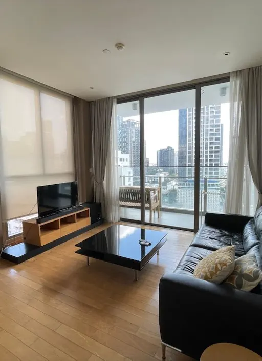 Photo 1 of listing DA-3373361: 1-bedroom condo (59 sq.m.) at Aequa Sukhumvit 49 Condominium