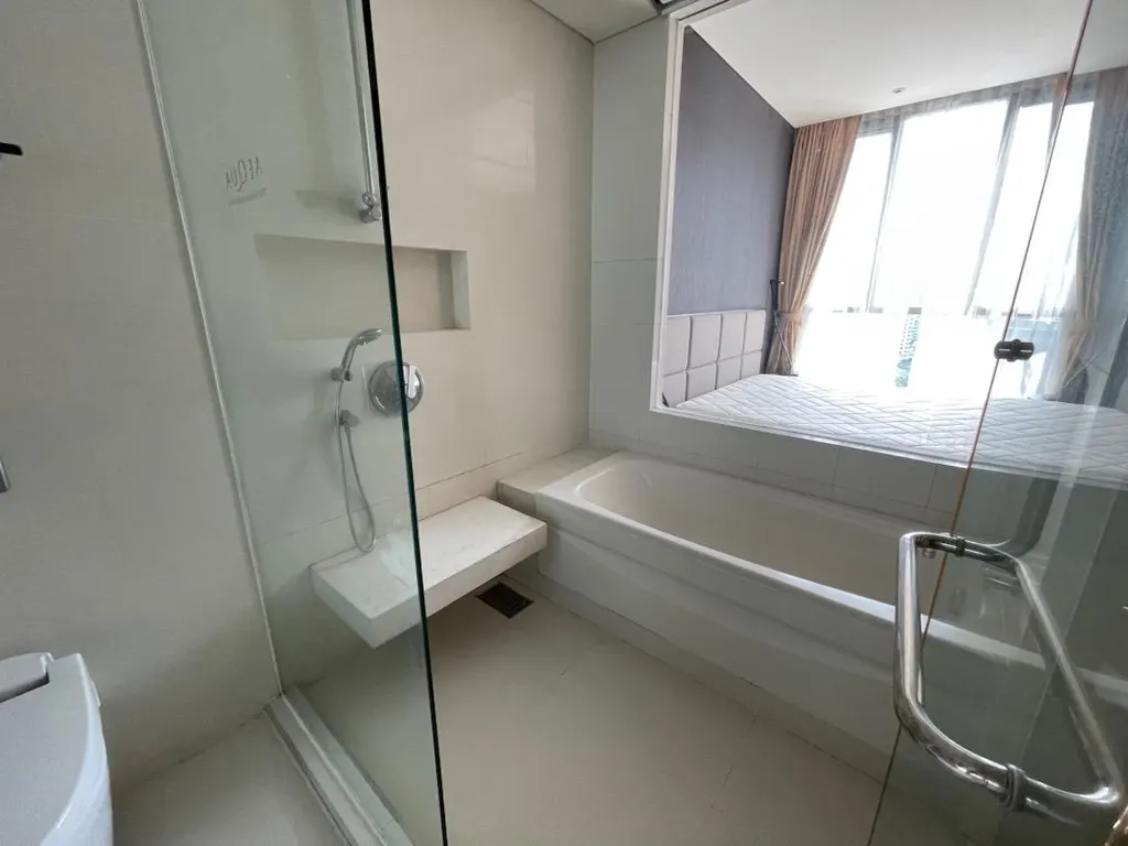 Photo 7 of listing DA-3373473: 1-bedroom condo (56 sq.m.) at Aequa Sukhumvit 49 Condominium