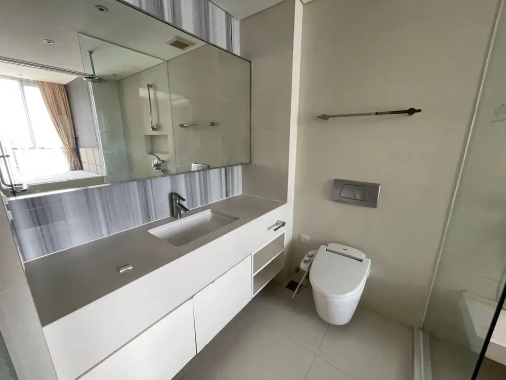 Photo 8 of listing DA-3373473: 1-bedroom condo (56 sq.m.) at Aequa Sukhumvit 49 Condominium