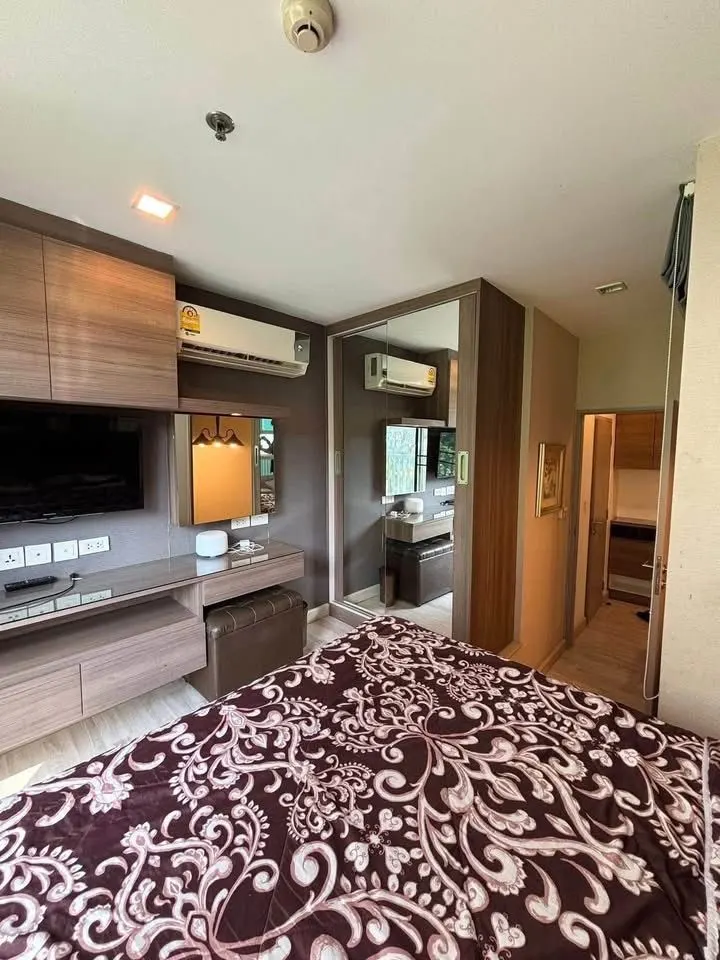 Chambre (vue 4) du condo de 1 chambre(s) (43 m²) à Ideo Mobi Sukhumvit 81