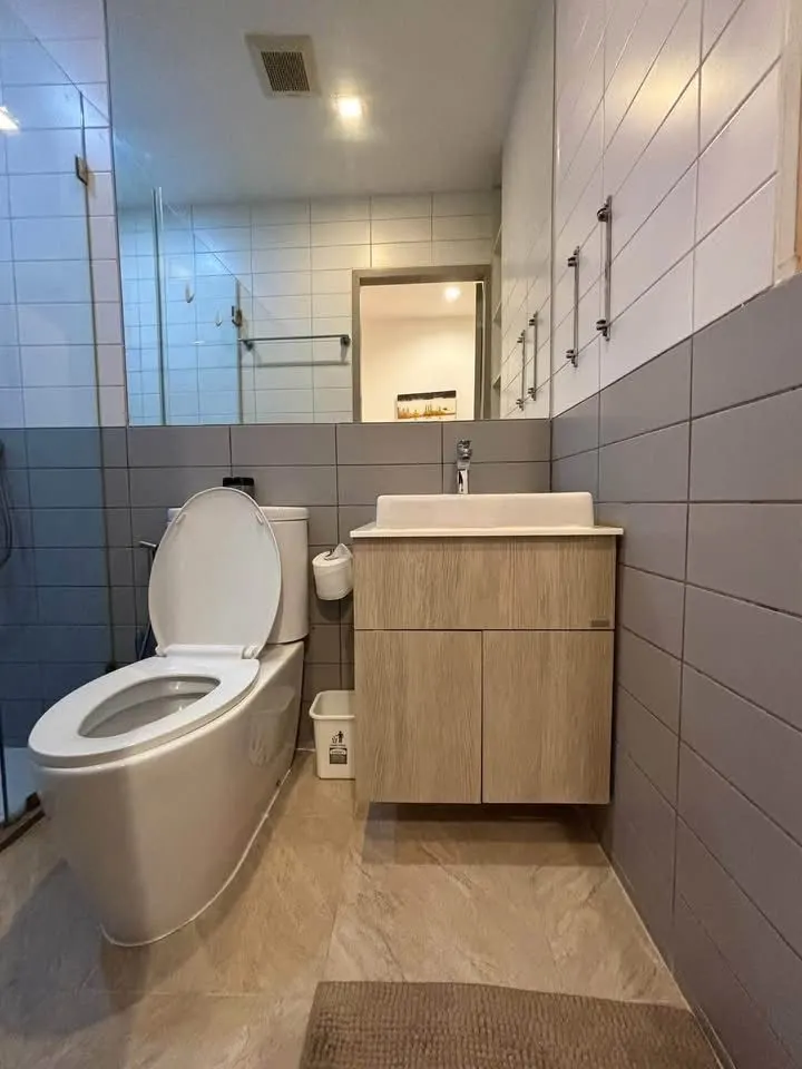 Salle de bain (vue 2) du condo de 1 chambre(s) (43 m²) à Ideo Mobi Sukhumvit 81