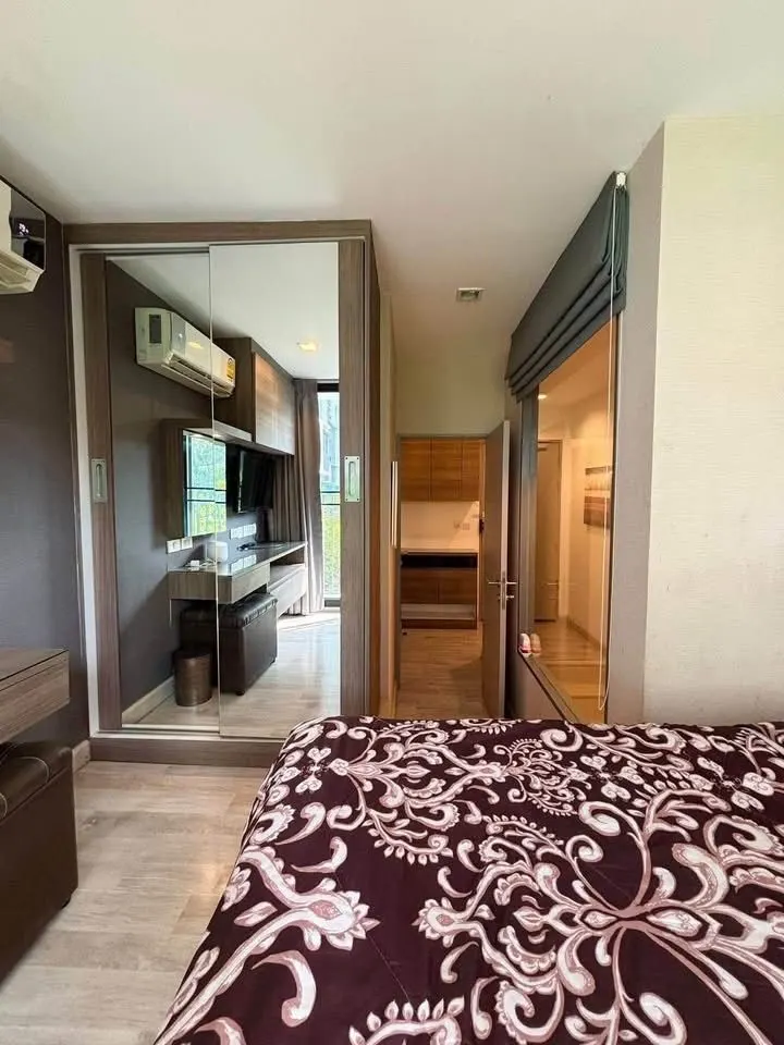 Chambre du condo de 1 chambre(s) (43 m²) à Ideo Mobi Sukhumvit 81