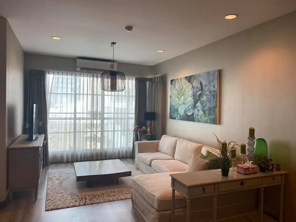 Photo 1 of listing DA-3374639: 3-bedroom condo (133 sq.m.) at Citi Smart Sukhumvit 18