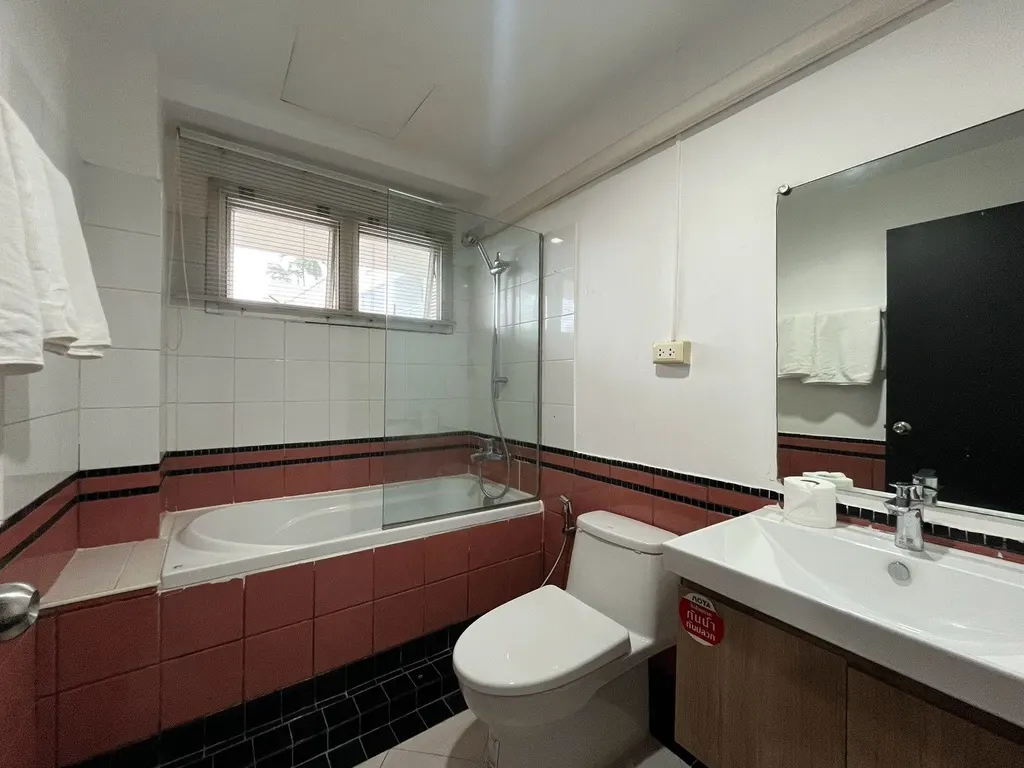 Photo 5 de l'annonce DA-3374963 : appartement de 1 chambres (80 m²) au Charktip Court