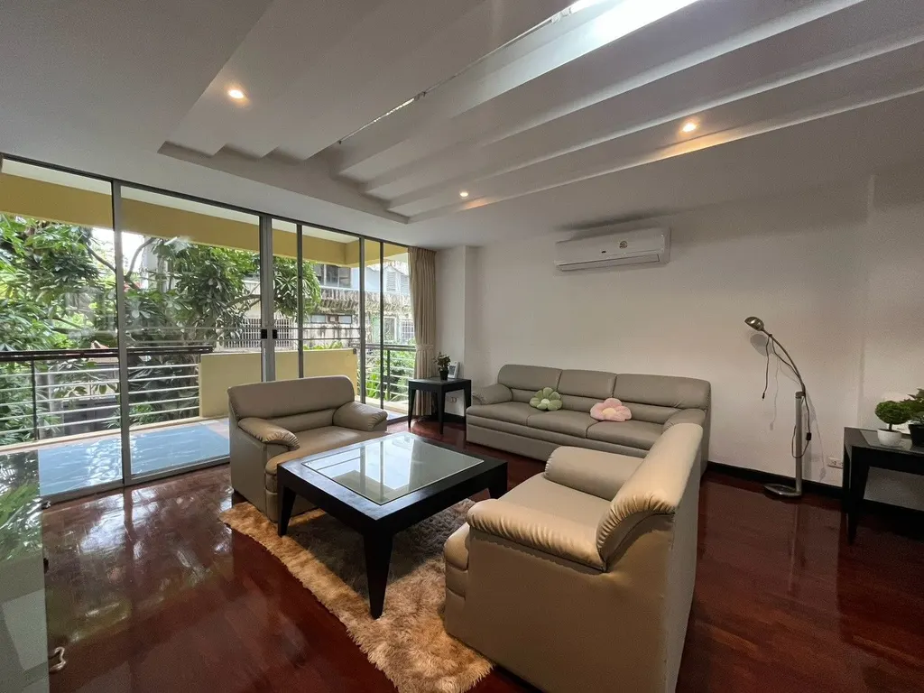 Photo 1 of listing DA-3374966: 3-bedroom apartment (200 sq.m.) at Charktip Court