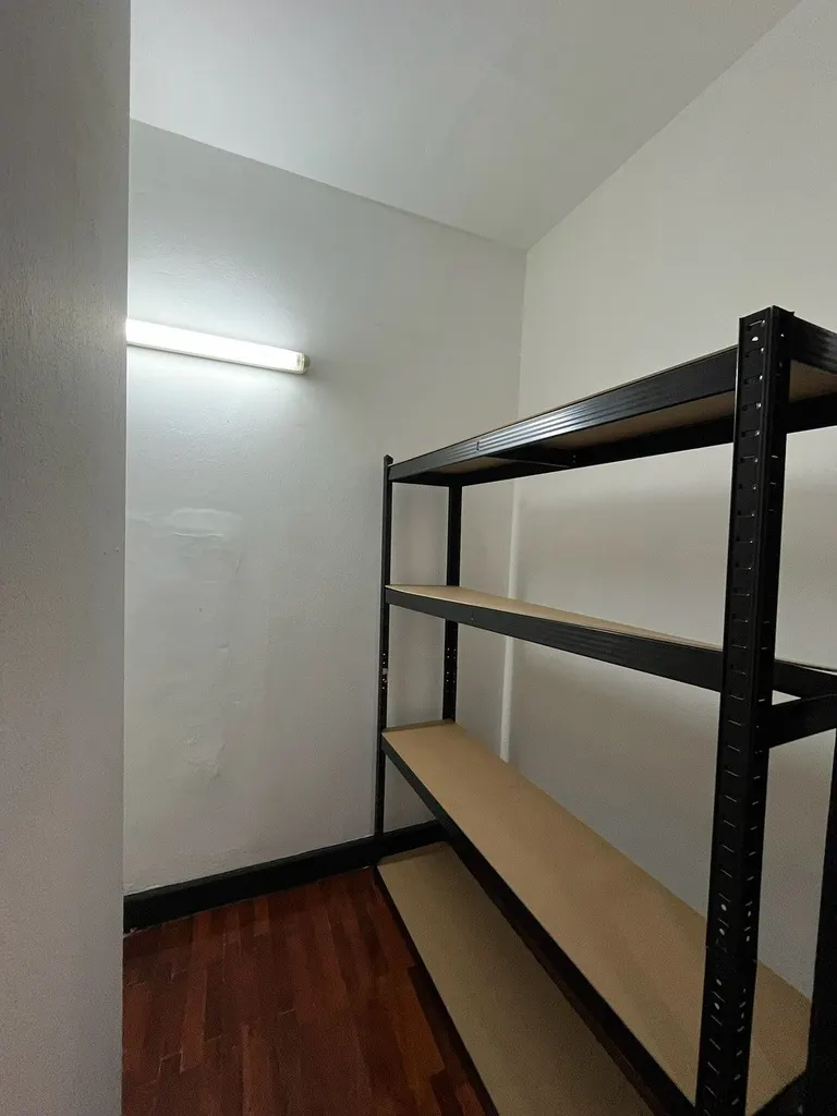 Photo 13 de l'annonce DA-3374966 : appartement de 3 chambres (200 m²) au Charktip Court