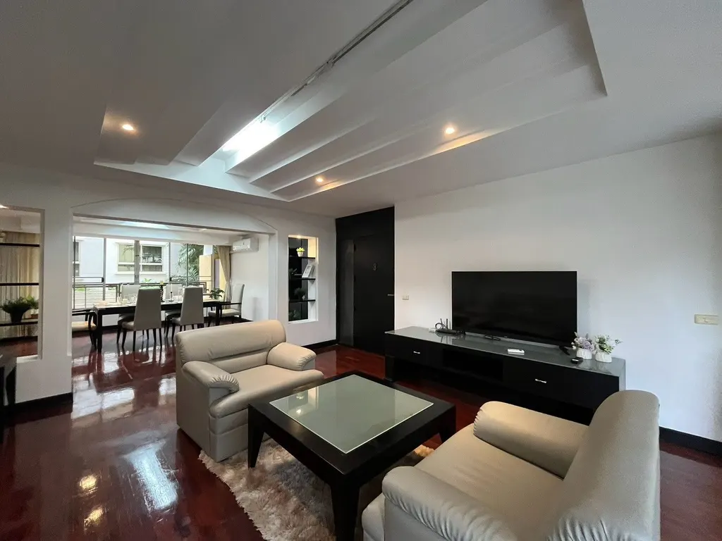 Photo 24 de l'annonce DA-3374966 : appartement de 3 chambres (200 m²) au Charktip Court