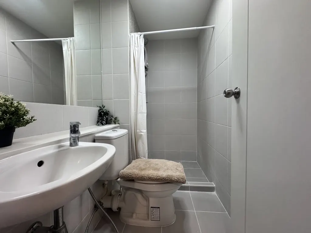Photo 5 of listing DA-3375070: 2-bedroom condo (39.58 sq.m.) at The Tree On Nut Station