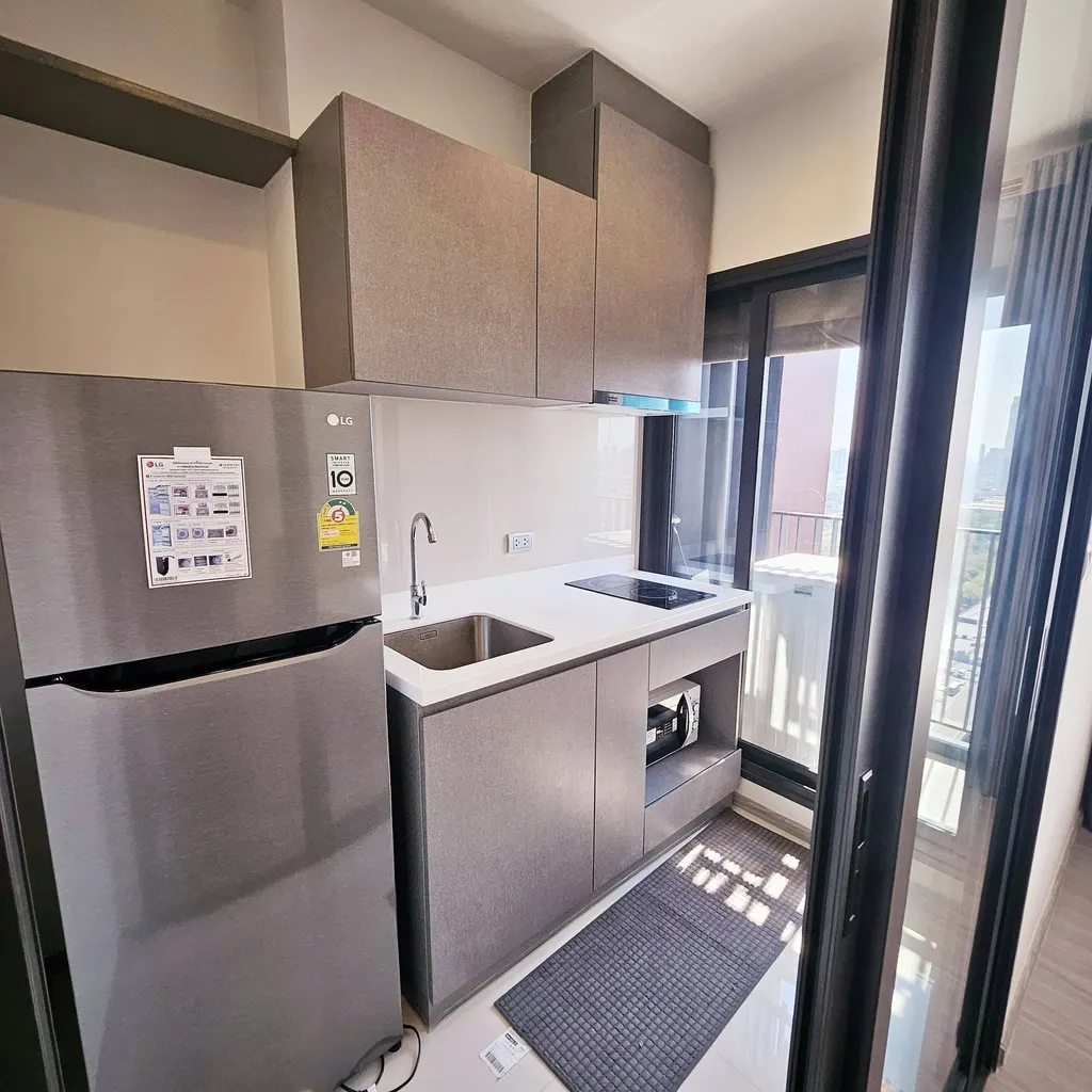 Photo 5 of listing DA-3375076: 1-bedroom condo (27 sq.m.) at Life Asoke Hype