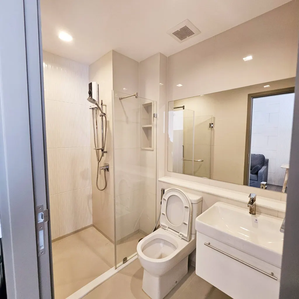 Photo 6 of listing DA-3375076: 1-bedroom condo (27 sq.m.) at Life Asoke Hype