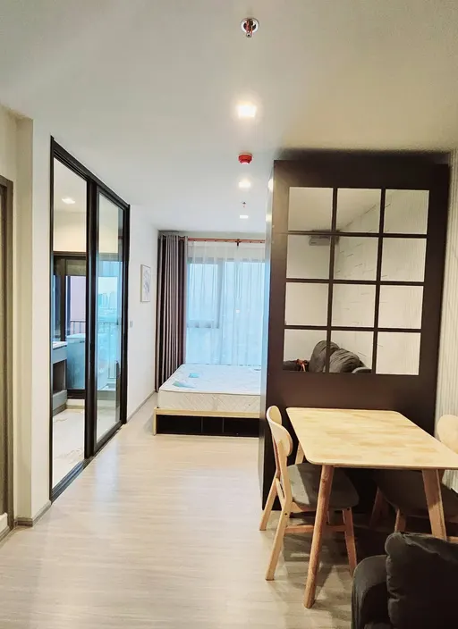 Photo 1 of listing DA-3375076: 1-bedroom condo (27 sq.m.) at Life Asoke Hype