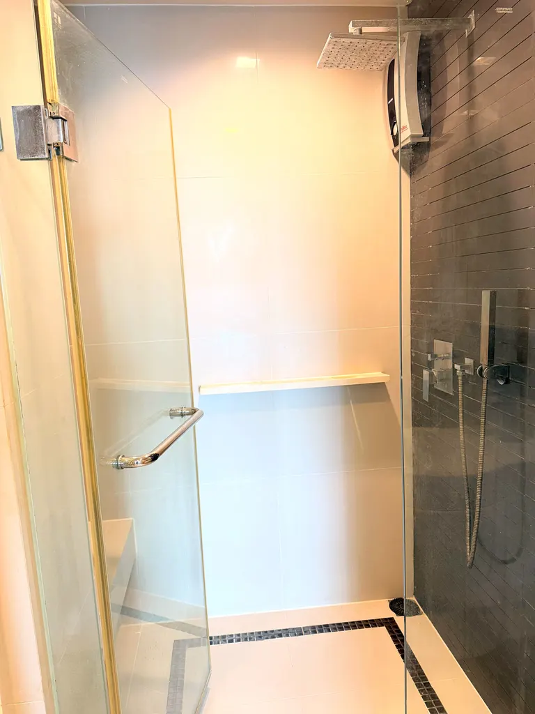 Photo 10 of listing DA-3375087: 1-bedroom condo (35 sq.m.) at Rhythm Sathorn