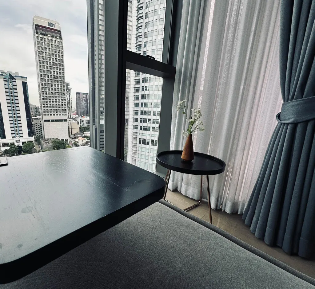 Photo 10 of listing DA-3375123: 1-bedroom condo (54 sq.m.) at The Strand Thonglor