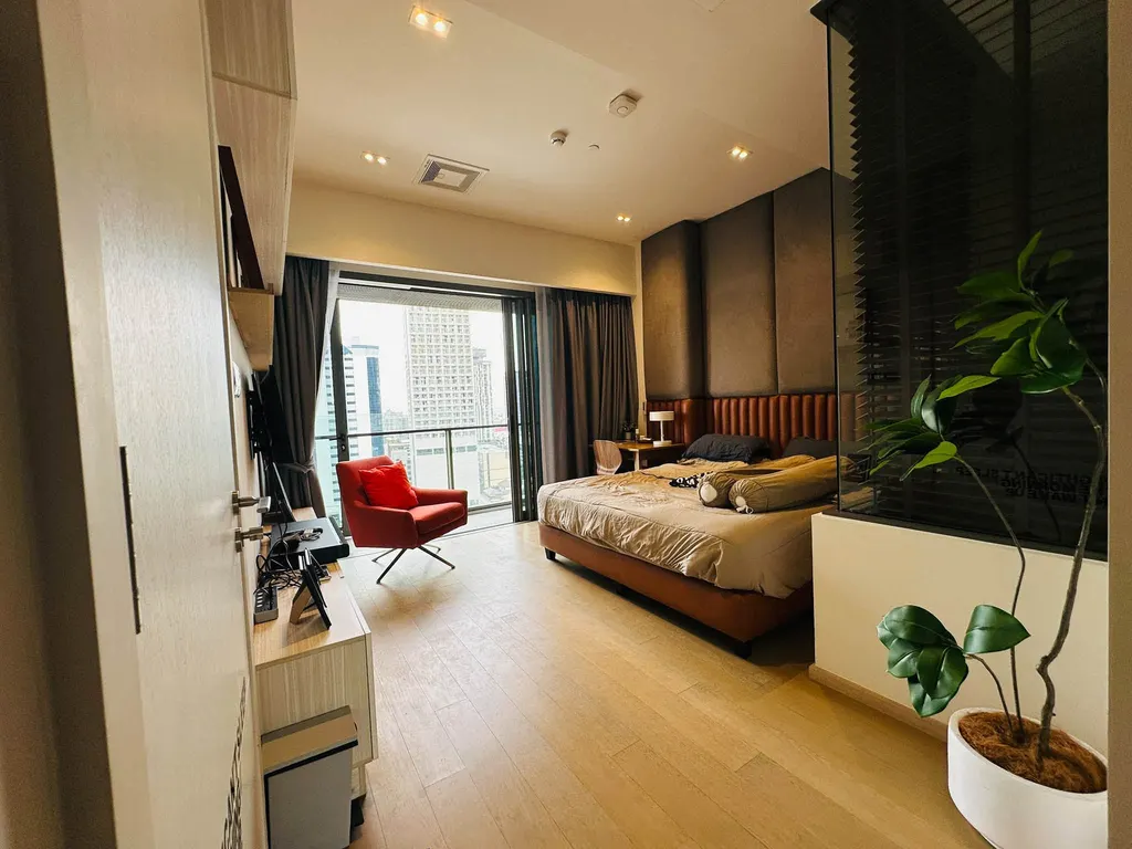 Photo 17 of listing DA-3375123: 1-bedroom condo (54 sq.m.) at The Strand Thonglor