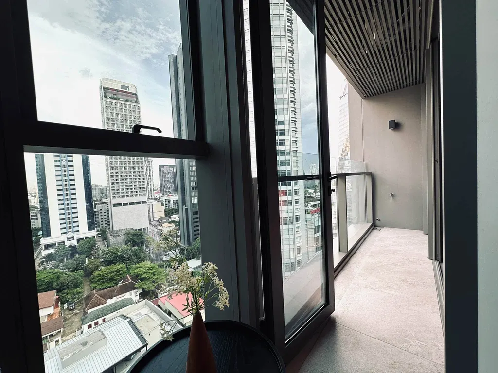 Photo 20 of listing DA-3375123: 1-bedroom condo (54 sq.m.) at The Strand Thonglor