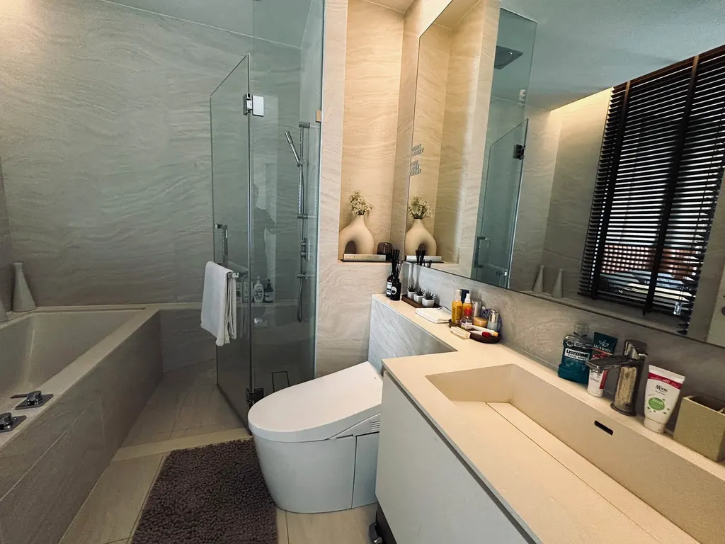 Photo 27 of listing DA-3375123: 1-bedroom condo (54 sq.m.) at The Strand Thonglor