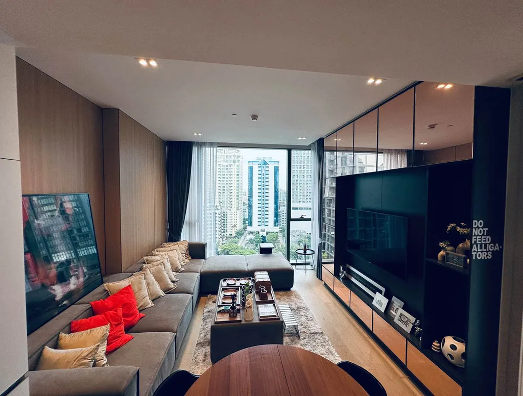 Photo 3 of listing DA-3375123: 1-bedroom condo (54 sq.m.) at The Strand Thonglor