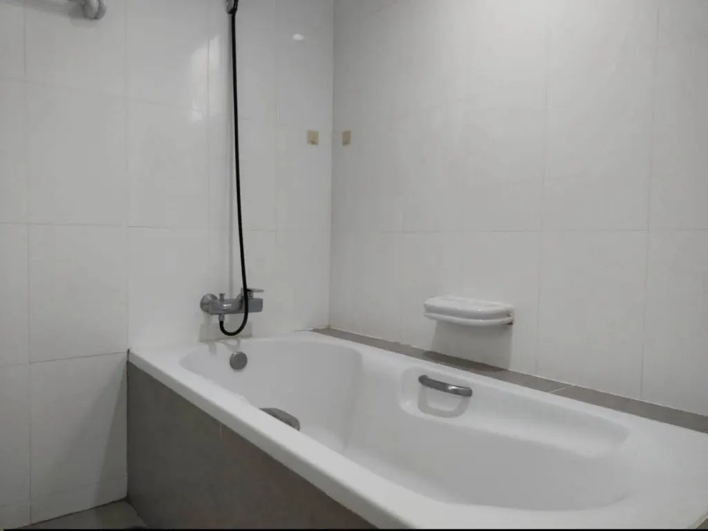 房源 DA-3376317 第 10 张照片：Tai Ping Towers Sukhumvit 63 2 卧公寓（130 平方米）