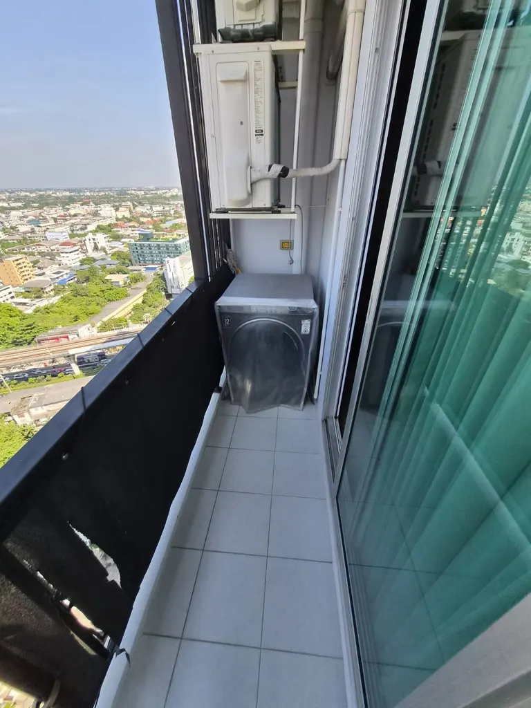 Photo 4 of listing DA-3376655: 1-bedroom condo (32.5 sq.m.) at Chewathai Phetkasem 27