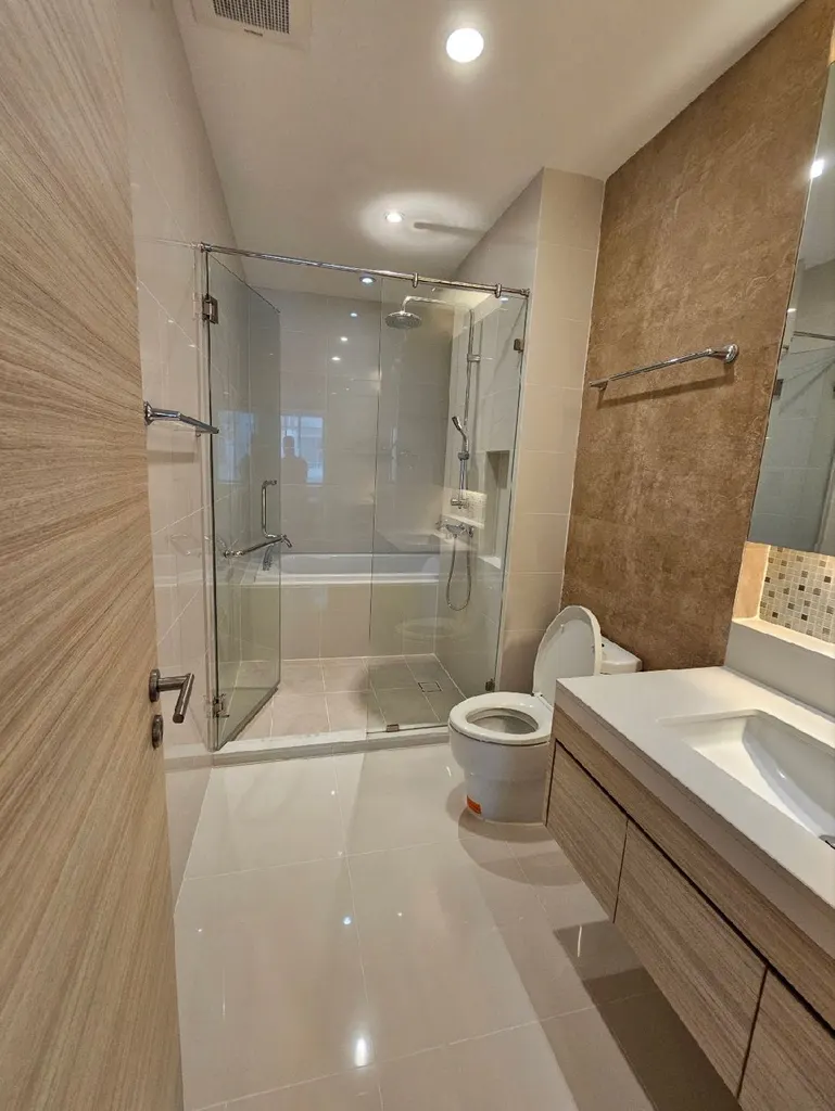 ภาพที่ 3 จากประกาศ DA-3376693 คอนโด 2 ห้องนอน 138 ตร.ม. ไบร์ท สุขุมวิท 24 คอนโดมิเนียม