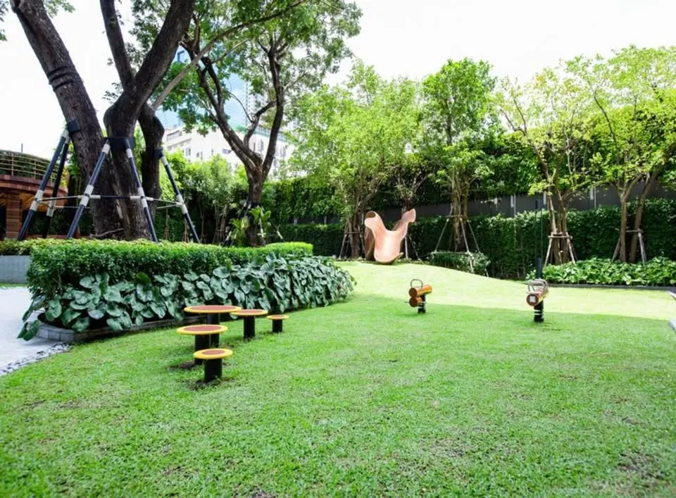 Photo 10 of listing DA-3376953: 1-bedroom condo (125.2 sq.m.) at The Monument Thonglo