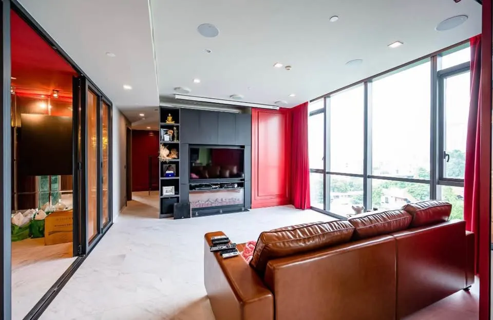 Photo 3 of listing DA-3376953: 1-bedroom condo (125.2 sq.m.) at The Monument Thonglo