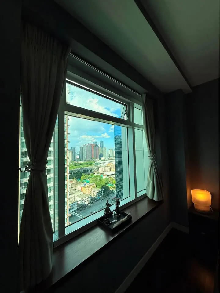Photo 34 de l'annonce DA-3377391 : condo de 2 chambre(s) (75 m²) au Circle Condominium