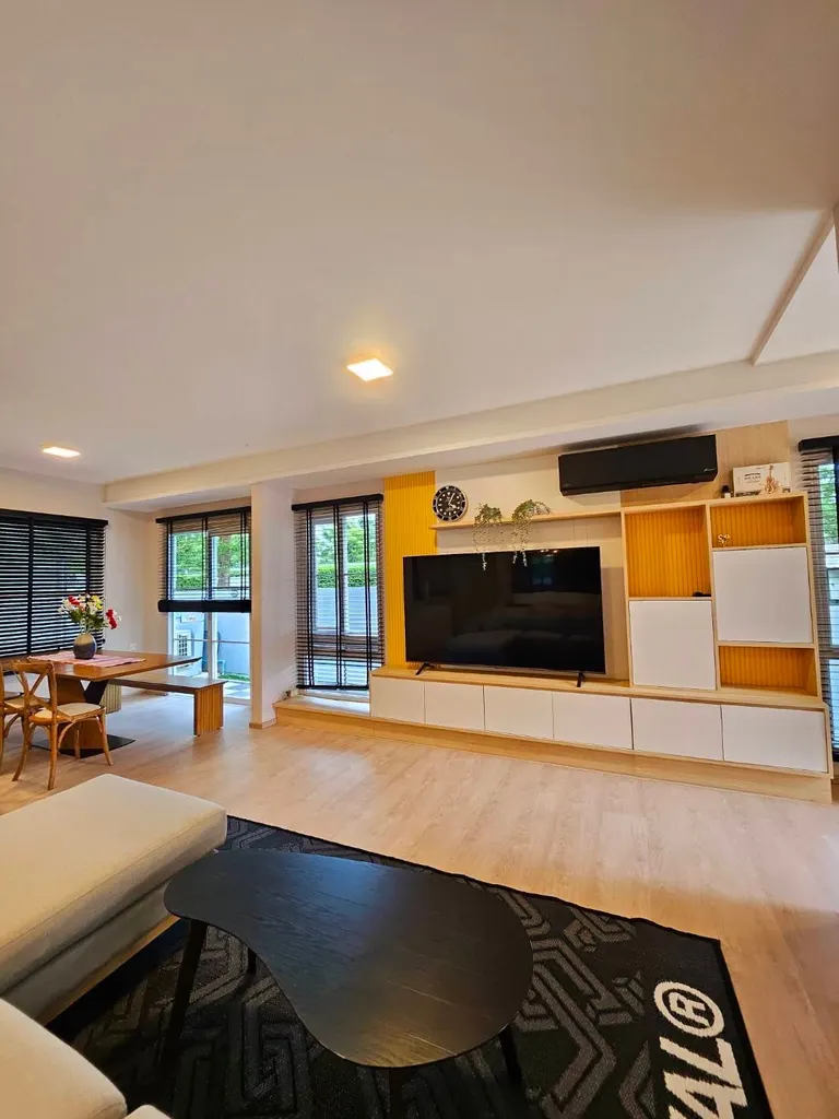 Photo 3 de l'annonce DA-3377645 : maison de 2 chambres (156 m²) à Anya Bangna-Ramkhamhaeng 2