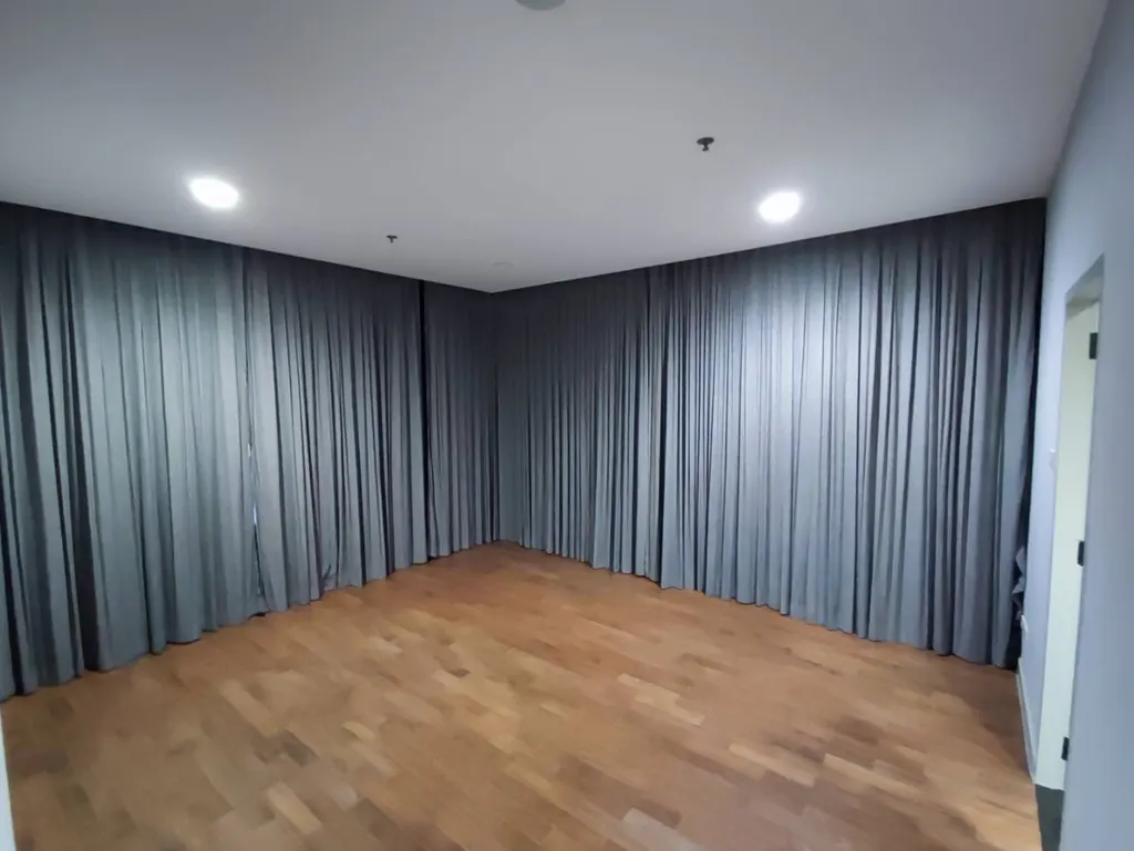 Photo 13 of listing DA-3377650: 3-bedroom condo (145.56 sq.m.) at Baan Siri 24
