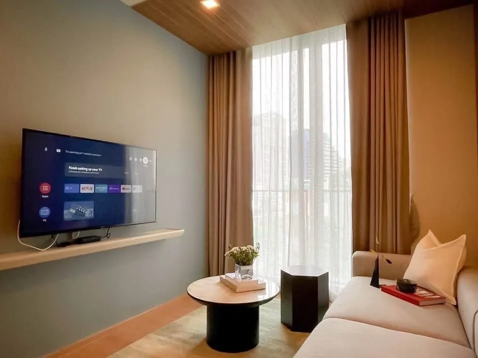 Photo 2 of listing DA-3377813: 2-bedroom condo (65 sq.m.) at Noble Around Sukhumvit 33