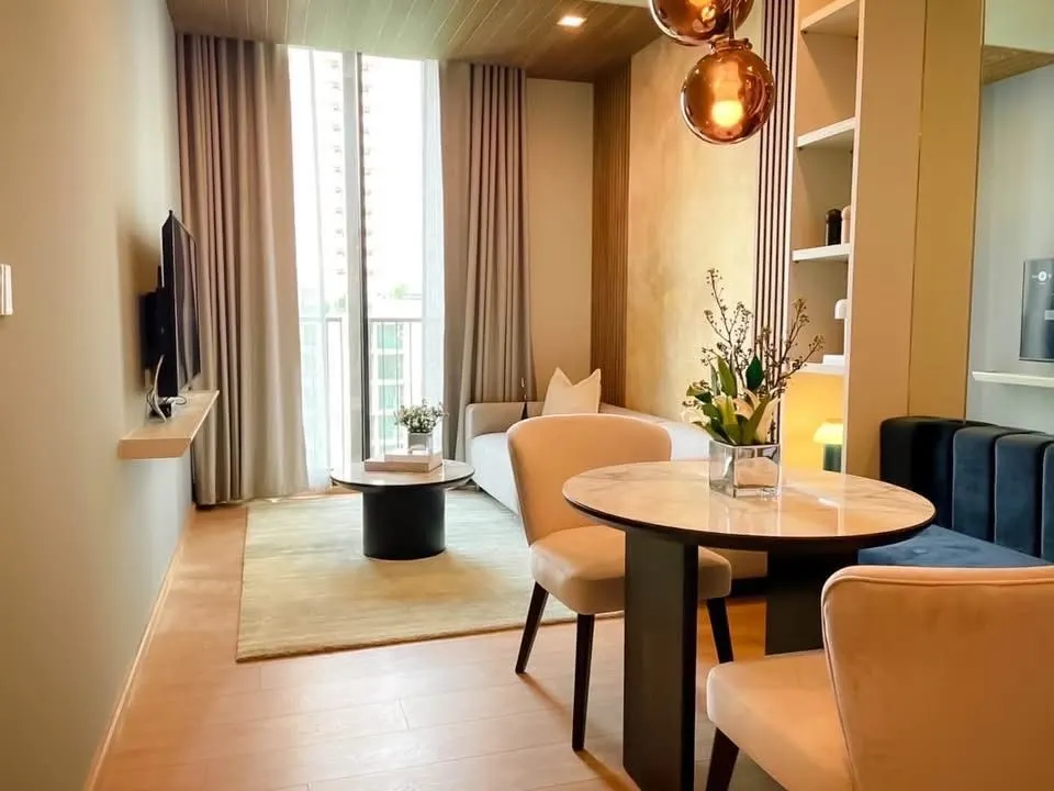 Photo 4 of listing DA-3377813: 2-bedroom condo (65 sq.m.) at Noble Around Sukhumvit 33