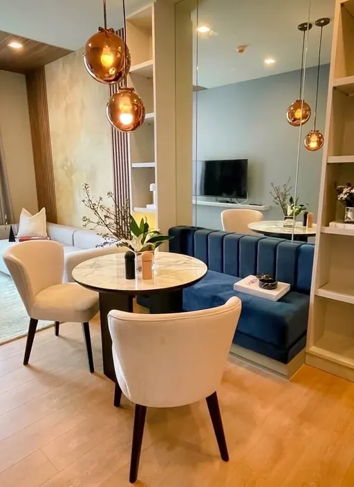 Photo 1 of listing DA-3377813: 2-bedroom condo (65 sq.m.) at Noble Around Sukhumvit 33