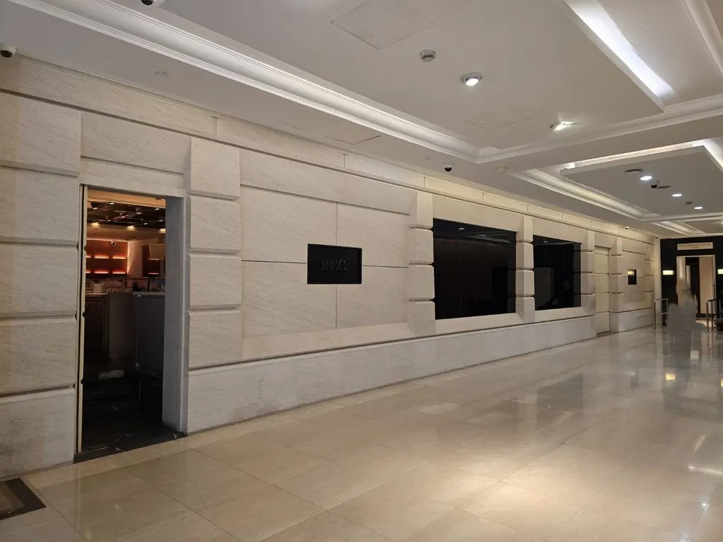 Photo 10 of listing DA-3380356: commercial building (shophouse) (224 sq.m.)
